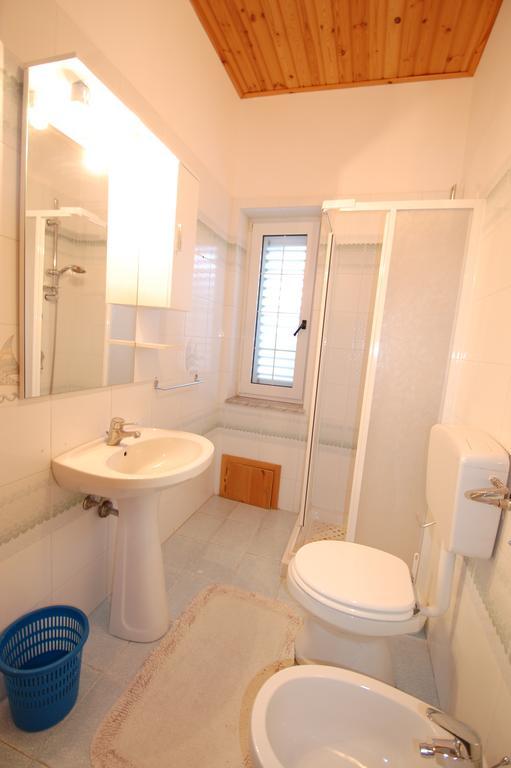 Villa Cicas Sul Mare Campofelice Di Roccella Room photo